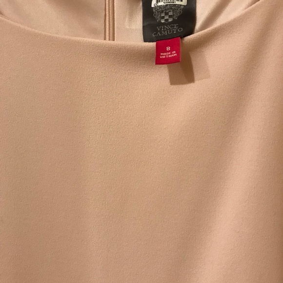 Light pink shift dress with bell sleeves - Picture 2 of 3